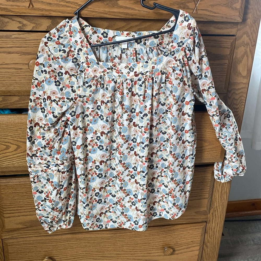 Lauren Conrad womens blouses, size M